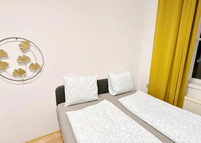 Spacious Rooms - 15 Min From Airport & City Center, 5 Min From Vienna Main-Bus Station Ez 12